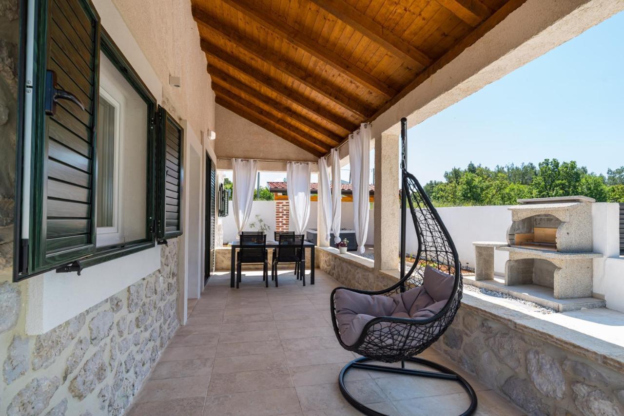 Holiday Home Figurica Novigrad  Buitenkant foto