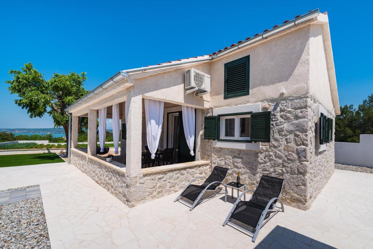 Holiday Home Figurica Novigrad  Buitenkant foto